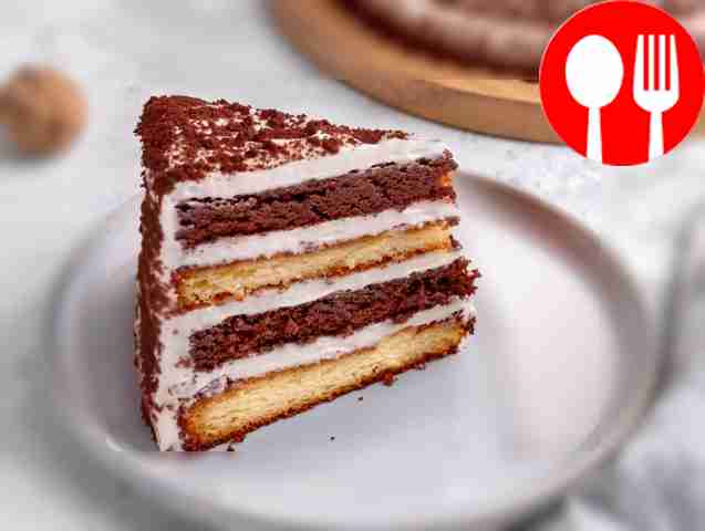 Простой сметанный торт на кефире