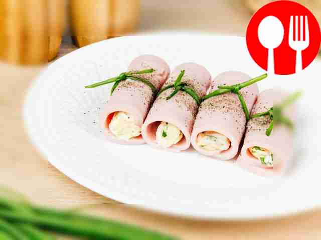 Ham and cheese rolls