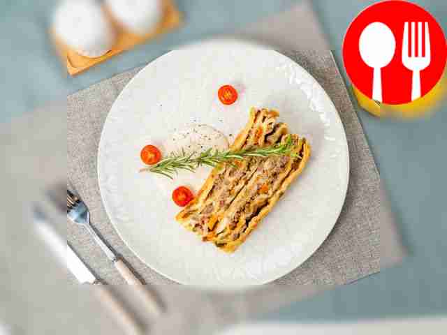 Cut the finished lasagna directly onto the...