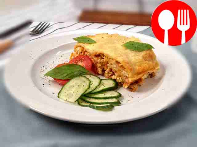 Lasagna with puff pastry