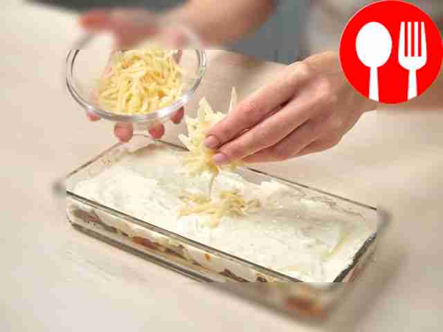 Prepare lasagna. Grease the bottom of the pan...