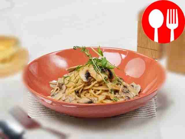 Спагетти с шампиньонами