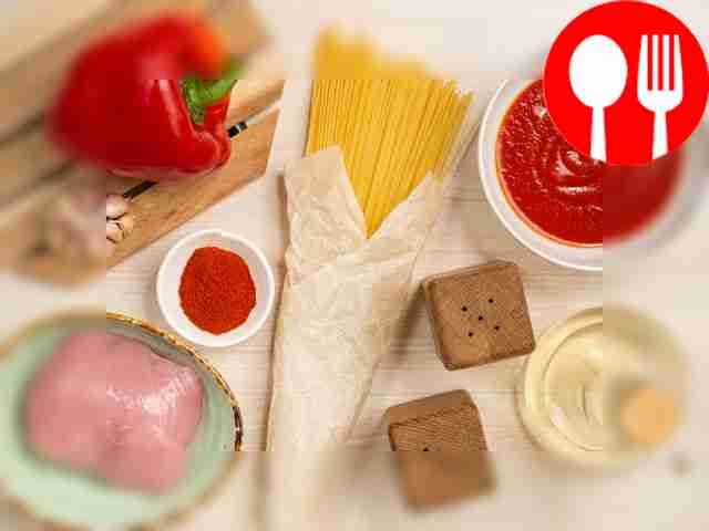 Куриное филе тщательно промойте, обсушите и...