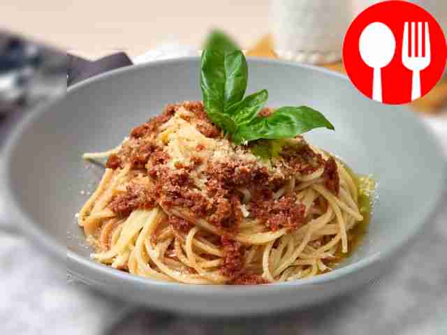 Спагетти на сковородке