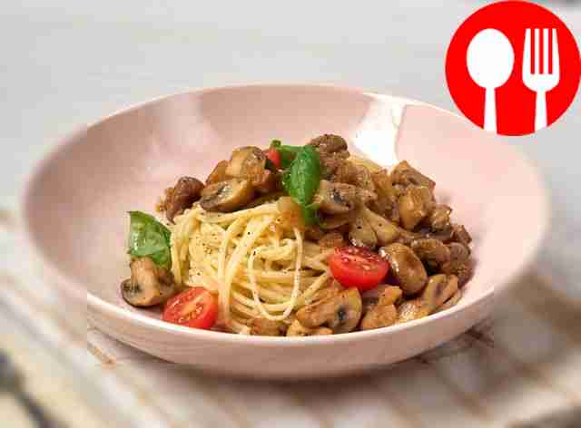 Сытные спагетти с шампиньонами