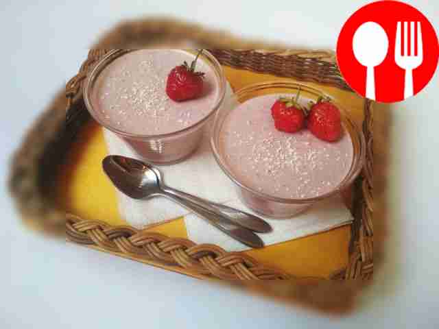 Сладкое суфле с клубникой