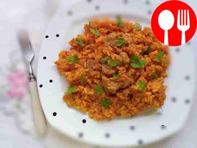 Плов со свининой и томатной пастой