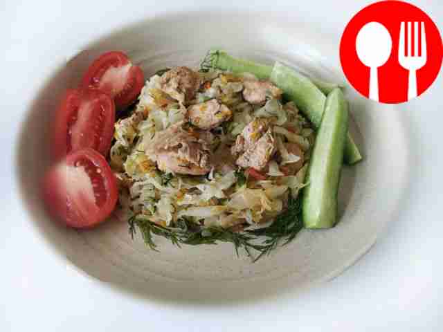 Сытная свинина с капустой