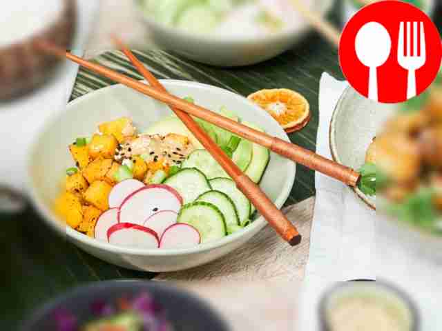 Poke with peanut sauce