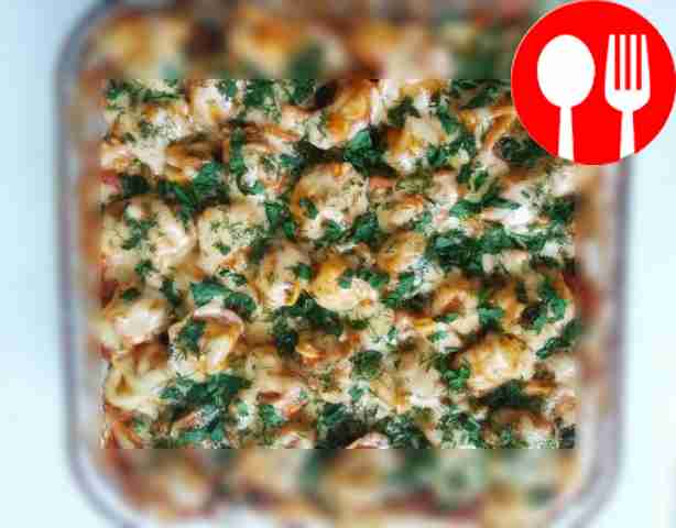 Пикантные пельмени на противне