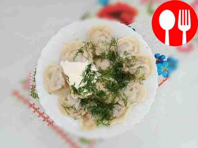 Классические пельмени с говядиной и свининой Classic dumplings with beef and pork