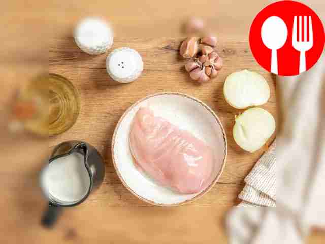 Wash the chicken fillet, dry on paper towels,...