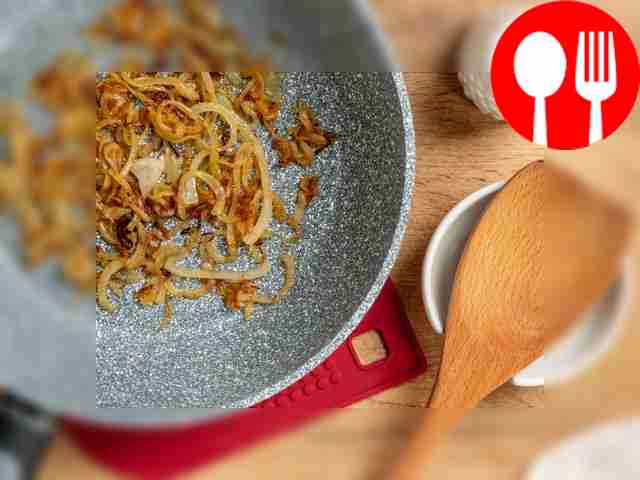 Prepare the onions. Place the onion half rings...