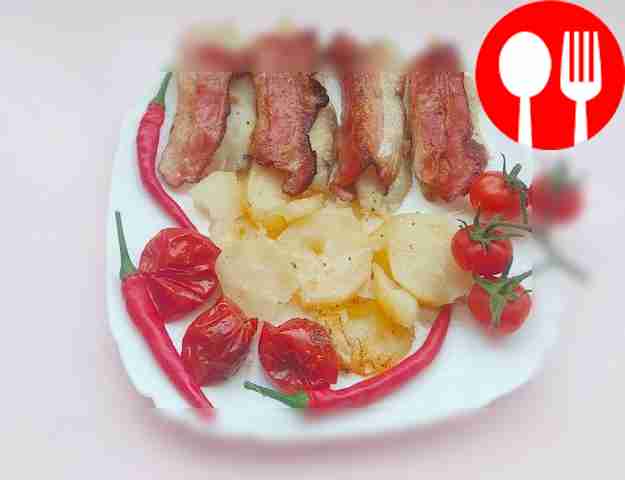 Hearty cod in bacon with potatoes