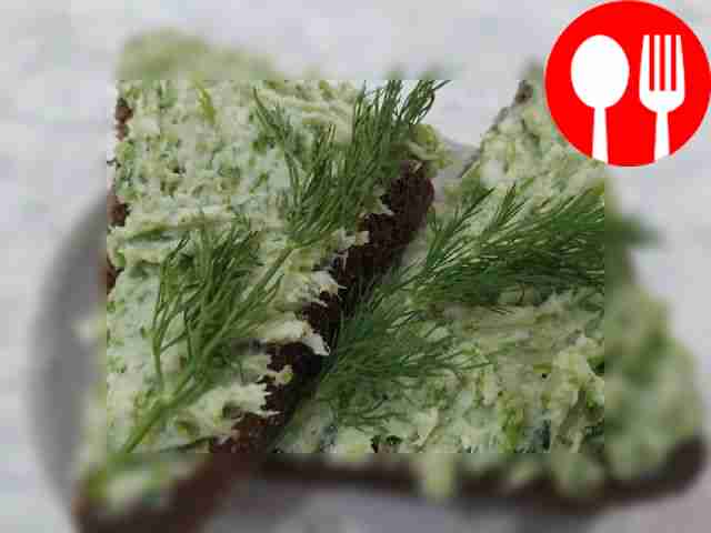 Original lard with garlic arrows