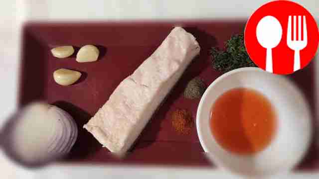 Подготовьте все ингредиенты по списку. Лук и...