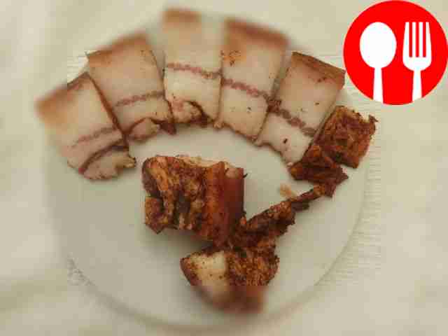 Juicy pieces of lard with pepper