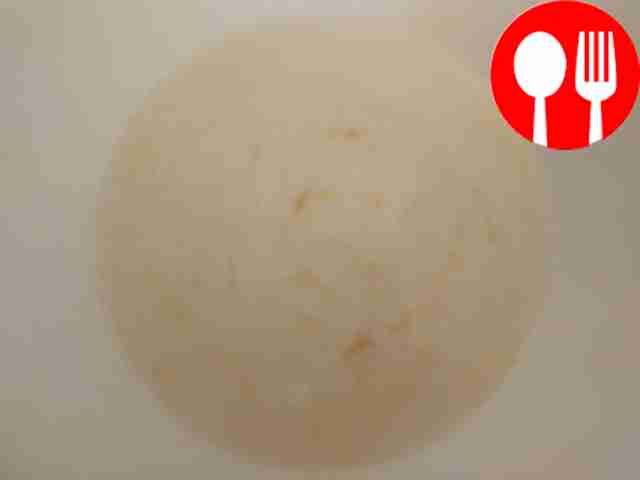 Take a bowl and pour kefir into it. Then break...