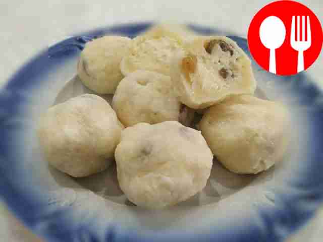 Sweet lazy dumplings made with rice flour