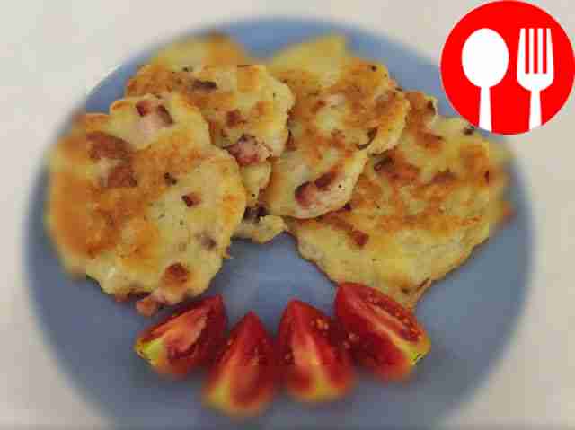 Пикантные картофельные драники с беконом