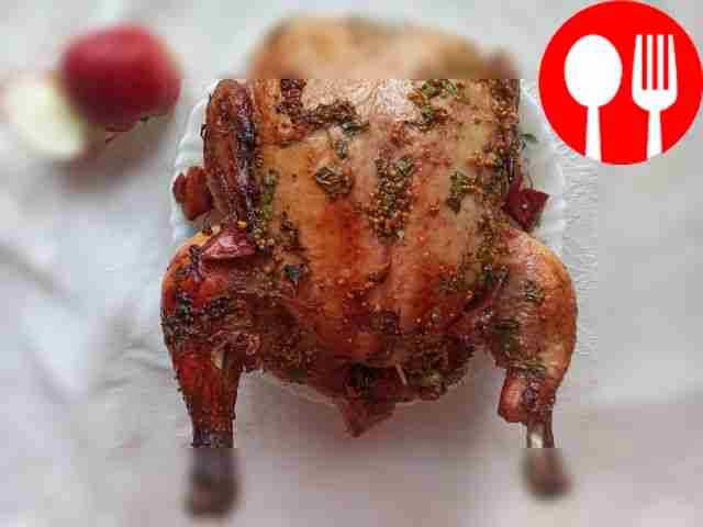 Аппетитная курочка с яблоками в медово-горчичном маринаде
