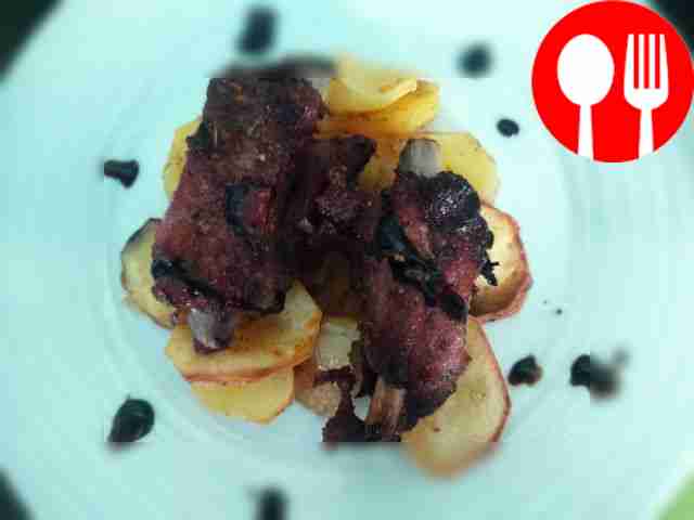 Свиные ребра в горчично-медовом соусе с картофелем