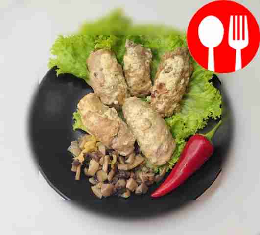 Pork rolls with mushrooms and cheese