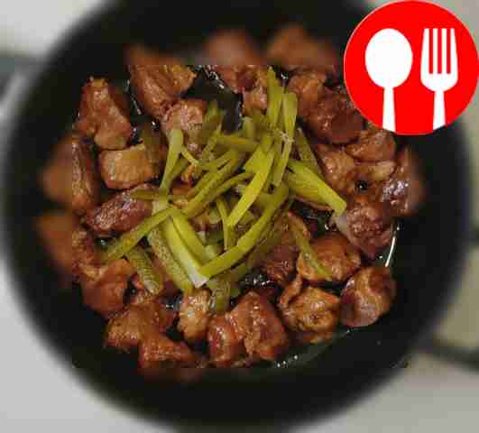 Add cucumber strips to the finished meat and...