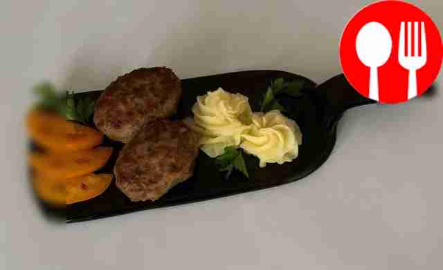 Homemade cutlets with herbs