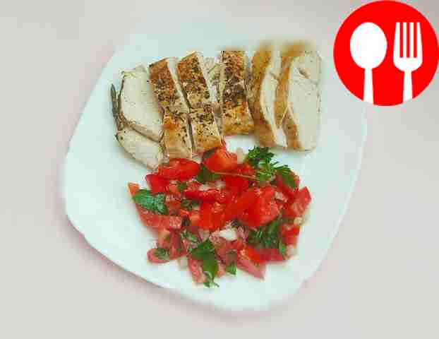 Chicken fillet baked in parchment