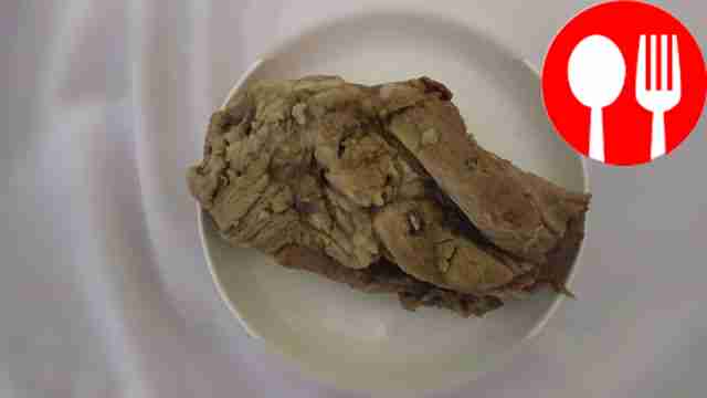 Душистая свинина, запеченная с чесноком Fragrant pork baked with garlic