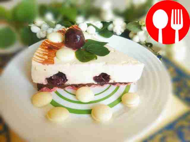 Нежное суфле с вишней