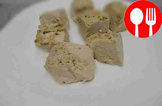 Суфле из кокосового молока с медом и арахисом