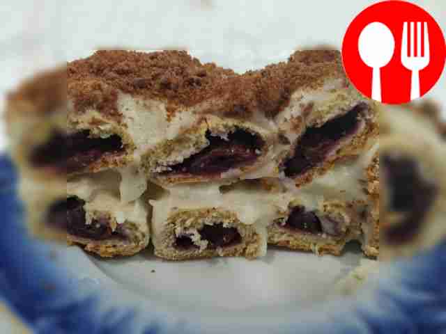 Soufflé with custard