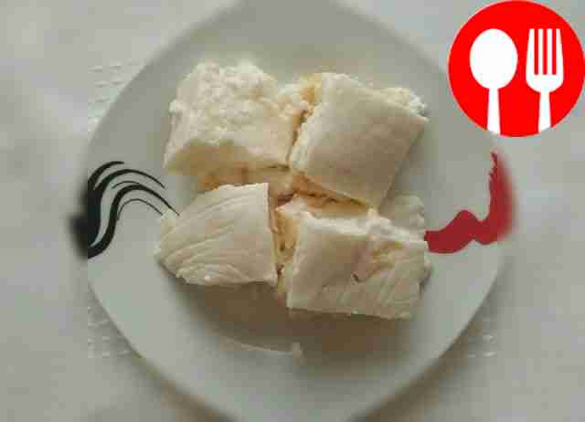 Tropical soufflé with pineapple syrup