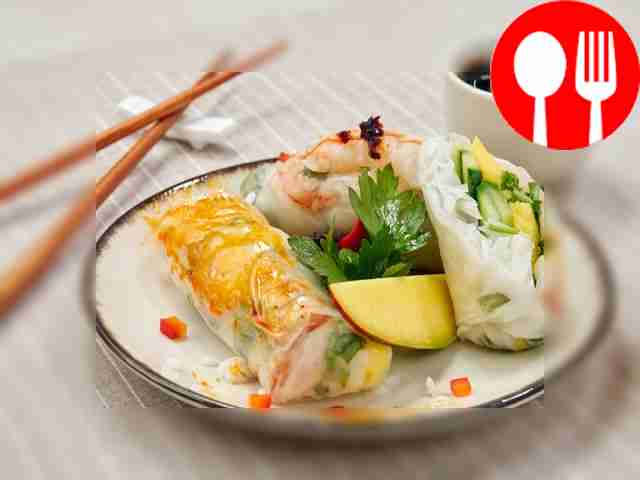 Спринг-роллы с манго