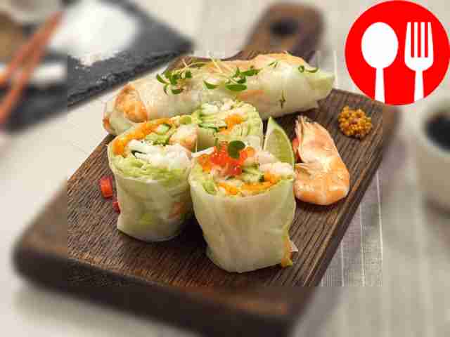 Spring rolls with seafood