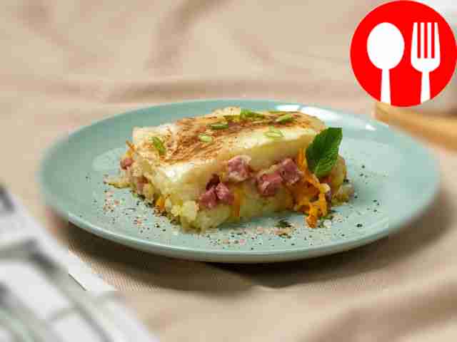 Mashed potatoes with sausage