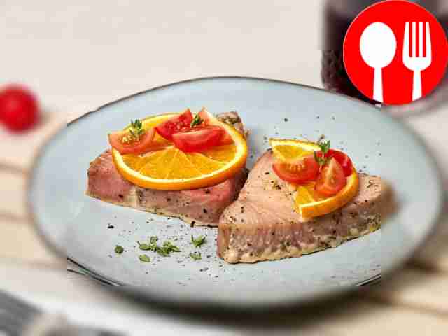 Tuna in the oven with orange