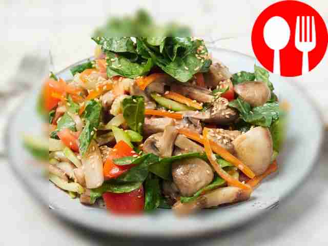 Салат из жареных овощей