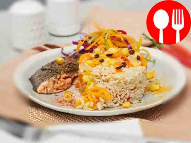 Бурый рис с овощами