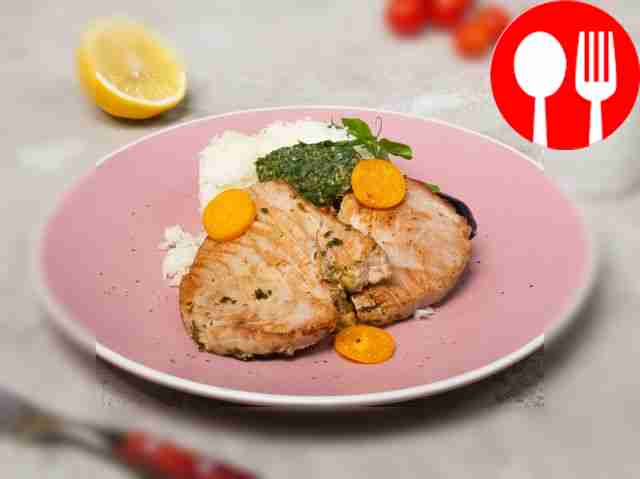 Стейк из тунца «по-маррокански»