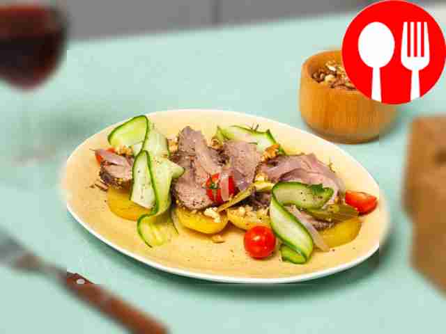 Телятина с картошкой запеченная