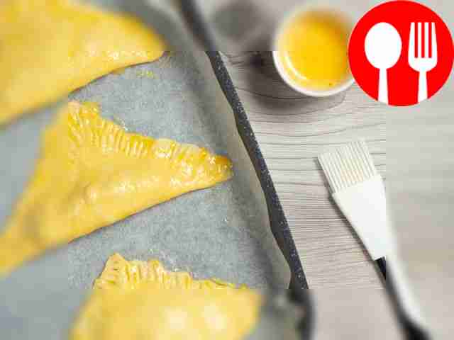 Испеките куриную самсу. Противень застелите...