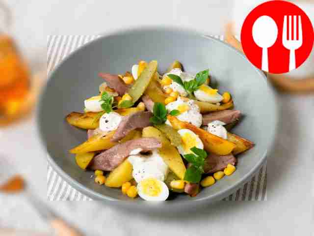 Салат из жареного картофеля