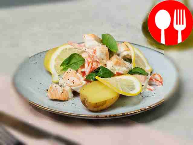 Salmon in the oven in cream sauce