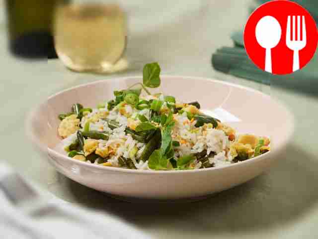 Жареный рис с яйцом