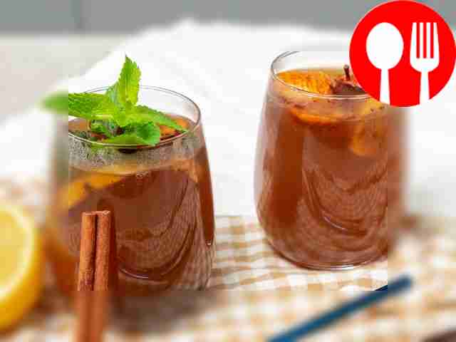 Thick dried fruit jelly