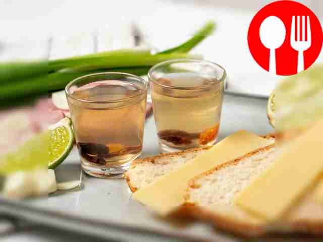 Dried fruit tincture