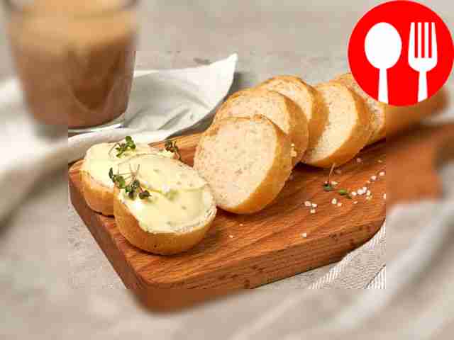 Baguette in the sleeve